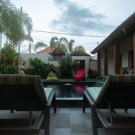 Aghasvina Guest House Canggu 외부 사진