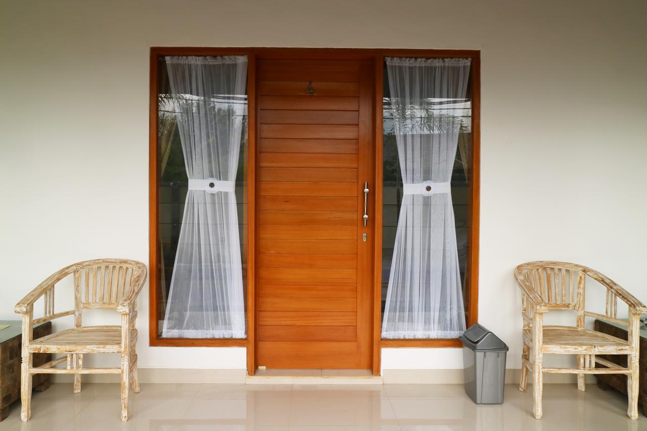 Aghasvina Guest House Canggu 외부 사진