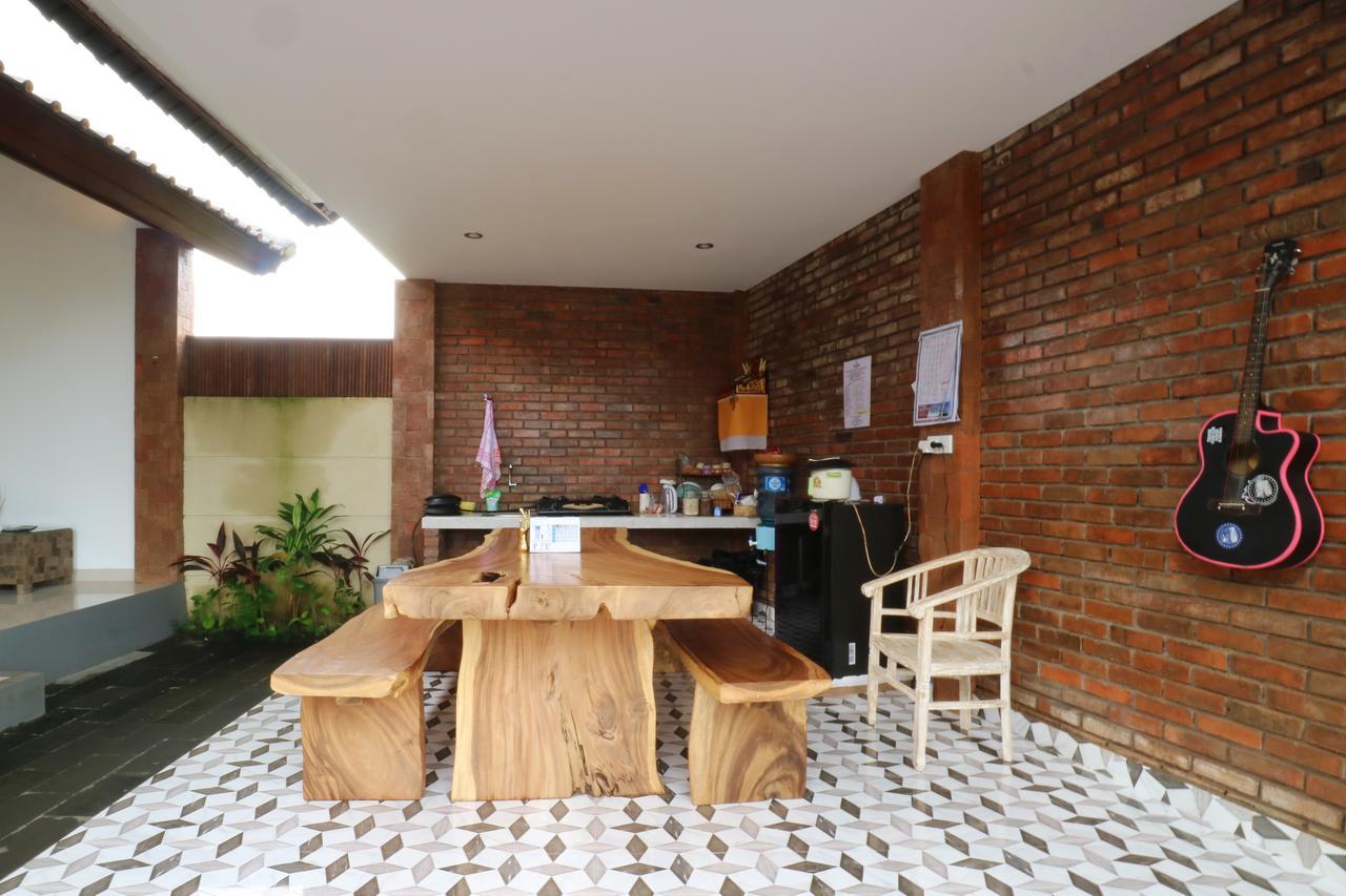 Aghasvina Guest House Canggu 외부 사진