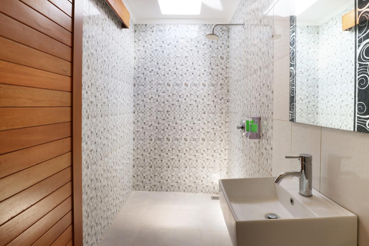 Aghasvina Guest House Canggu 외부 사진
